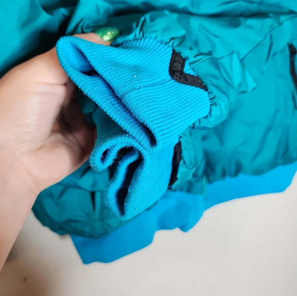 Columbia Reversible Vintage bomber nylon coat. Blue green and black. Size large - Picture 10 of 14